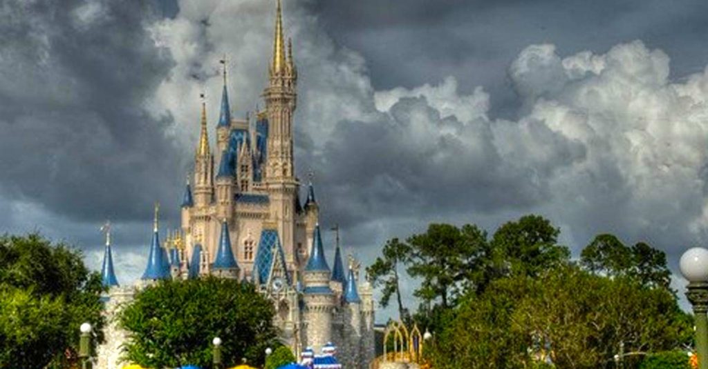 Disney Do Usually Close The Castle In A Hurricane