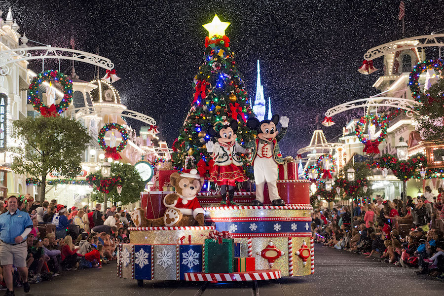 Mickey’s Once Upon a Christmastime Parade