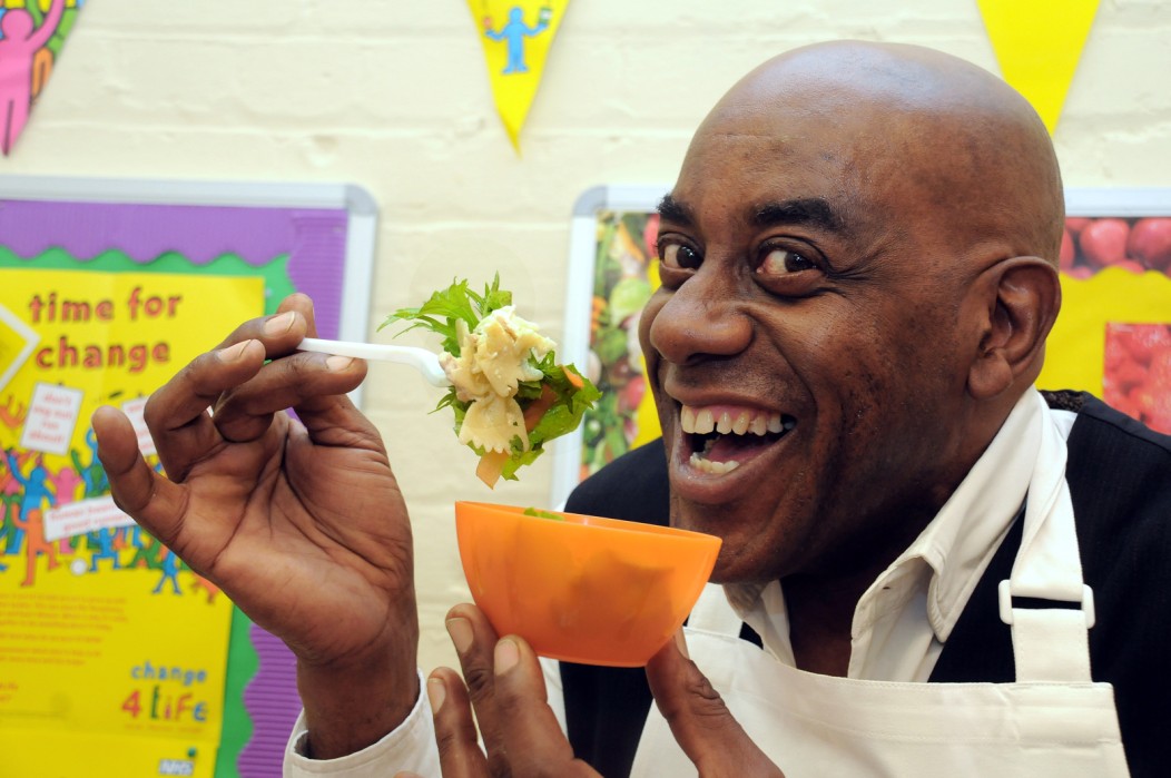 Ainsley Eats the Streets