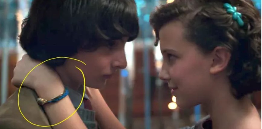 Now take a look at what Eleven is wearing in Season 2